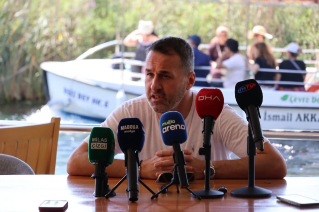 Basın Toplantısında Gerilim Yaratmış Sözler: Kadın Gazeteciler Salonu Terk Etti