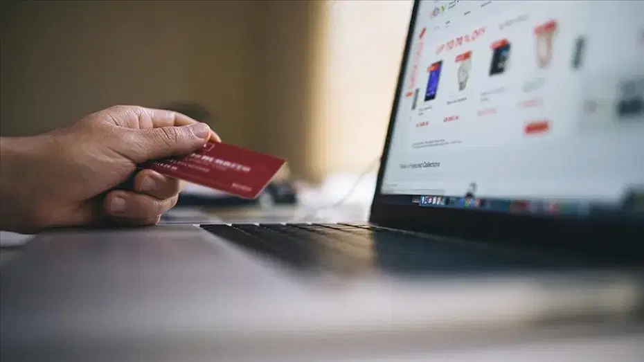 Online Alışverişte Sahte Yorumlara Erişim Engeli Getirildi