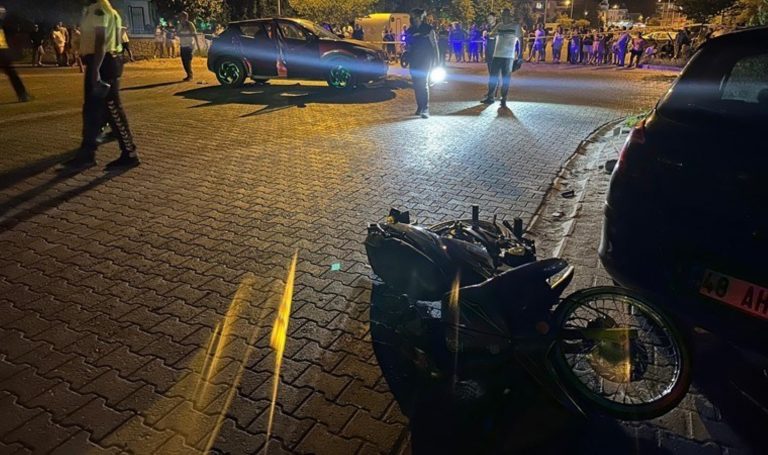 15 yaşındaki motosiklet sürücüsü trafik kazasında hayatını kaybetti – Son Dakika Türkiye Haberleri